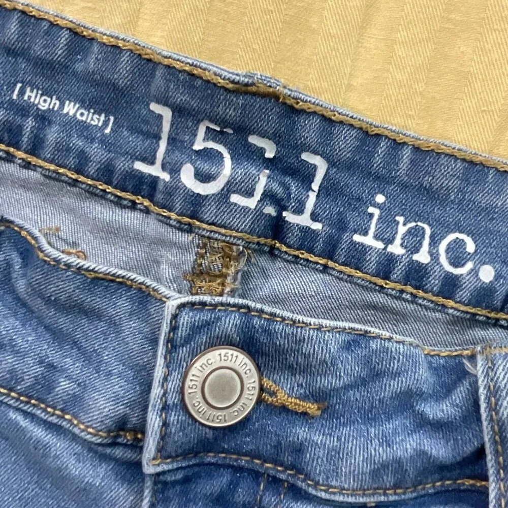 1511 Inc Shorts Womens 6 High Waist Distressed Blue Denim Cut Off Stretch Grunge